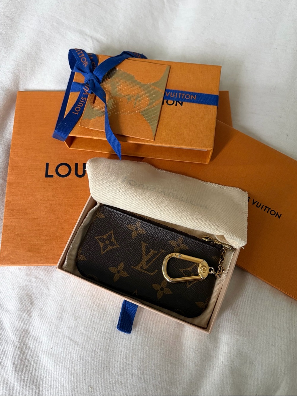 Louis Vuitton Key Pouch - Picture 3 of 5